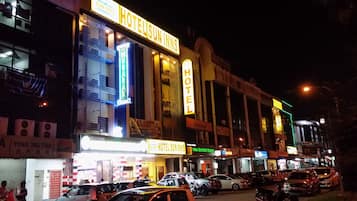 Front of property – evening/night