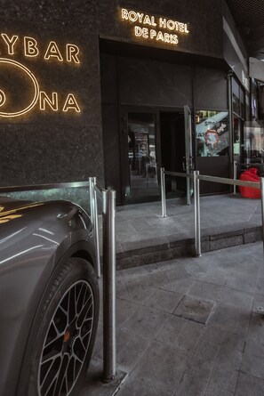Exterior - Royal Hotel De Paris (Kyiv)