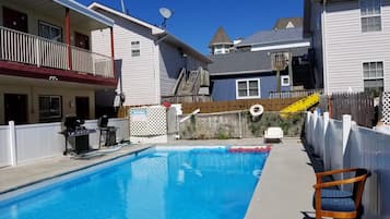 Alberca al aire libre por temporada