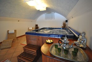 Indoor spa tub - Gallo (Tignale)