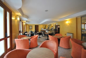 Bar (in der Unterkunft)