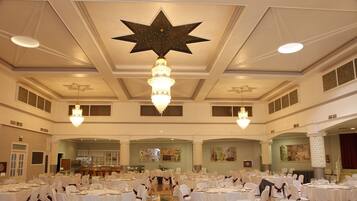 Se sirven desayunos, almuerzos y cenas