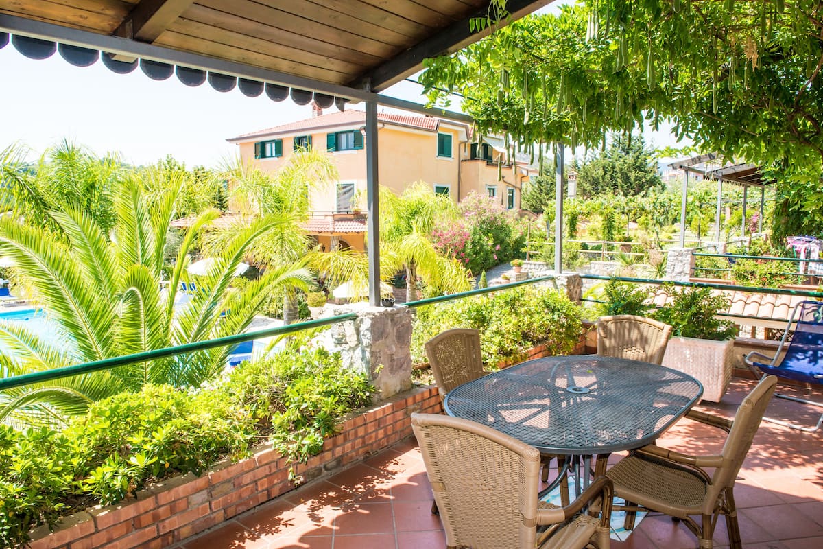 Leilighet – classic, 2 soverom, kjøkken, hageutsikt (for 4 people) | Terrasse/patio