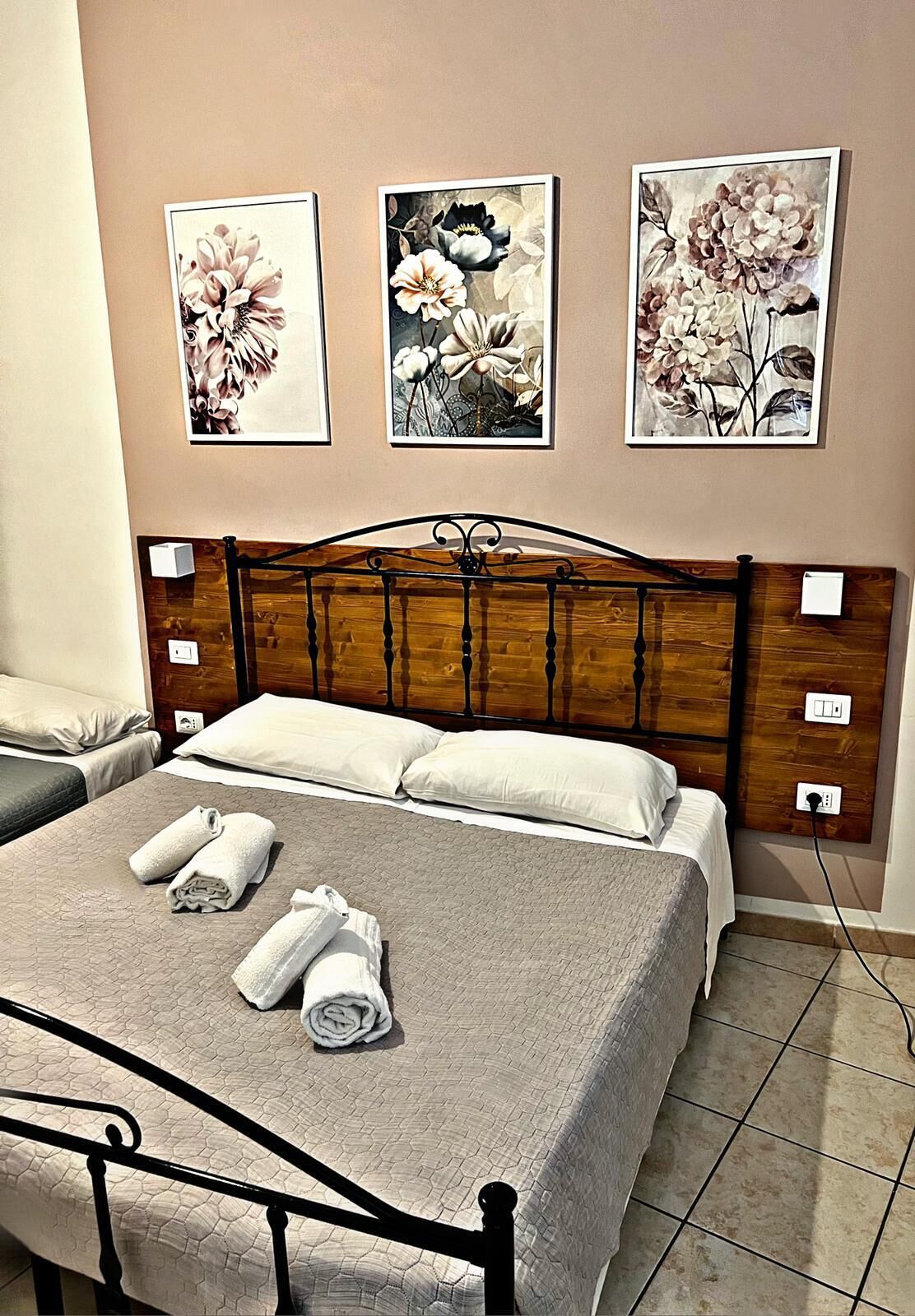 Photo - In the Center by Local Domus