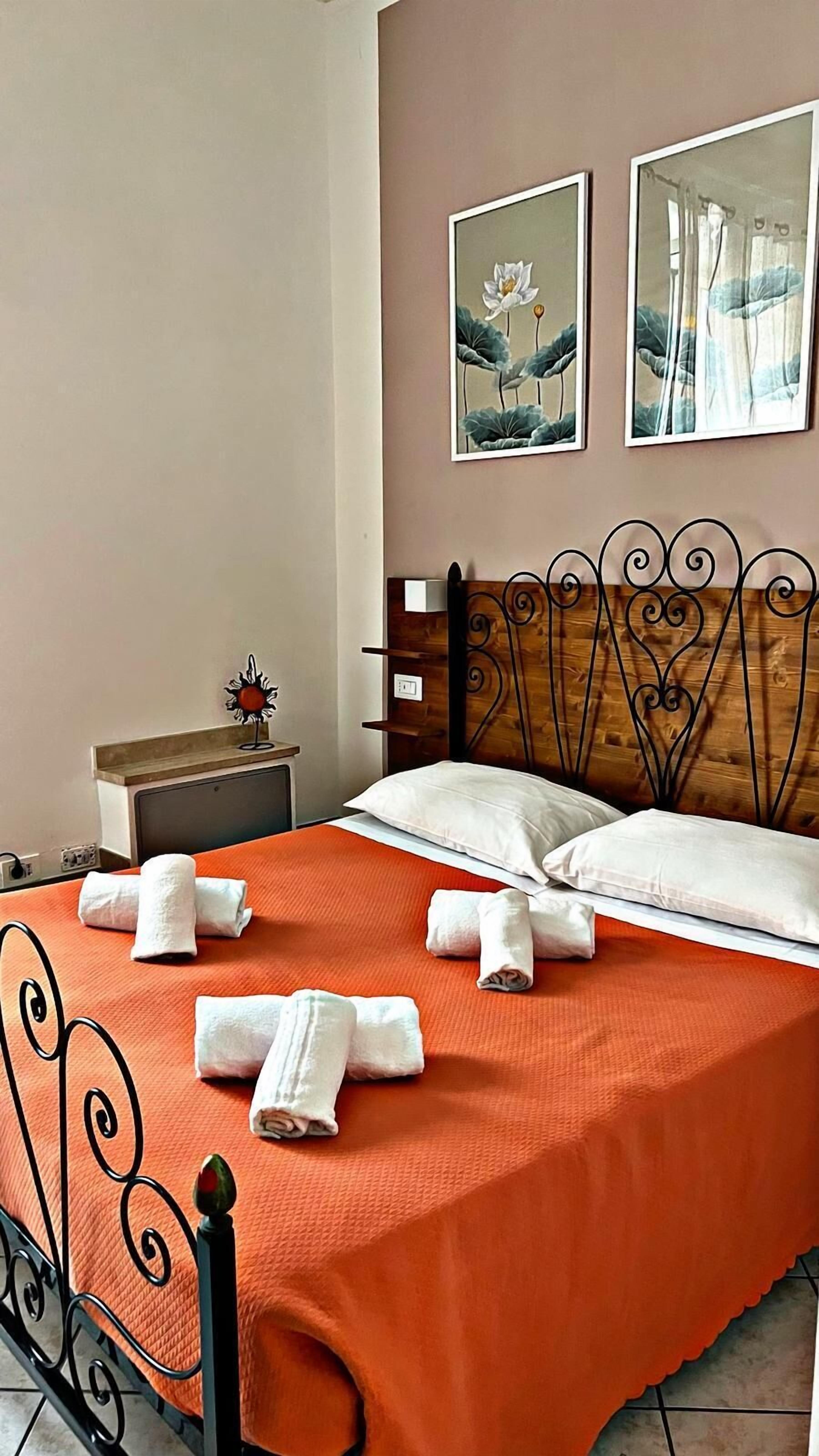 ألحفة محشوة بالريش وبديكورات فريدة لكل غرفة وطراز فريد لكل وحدة