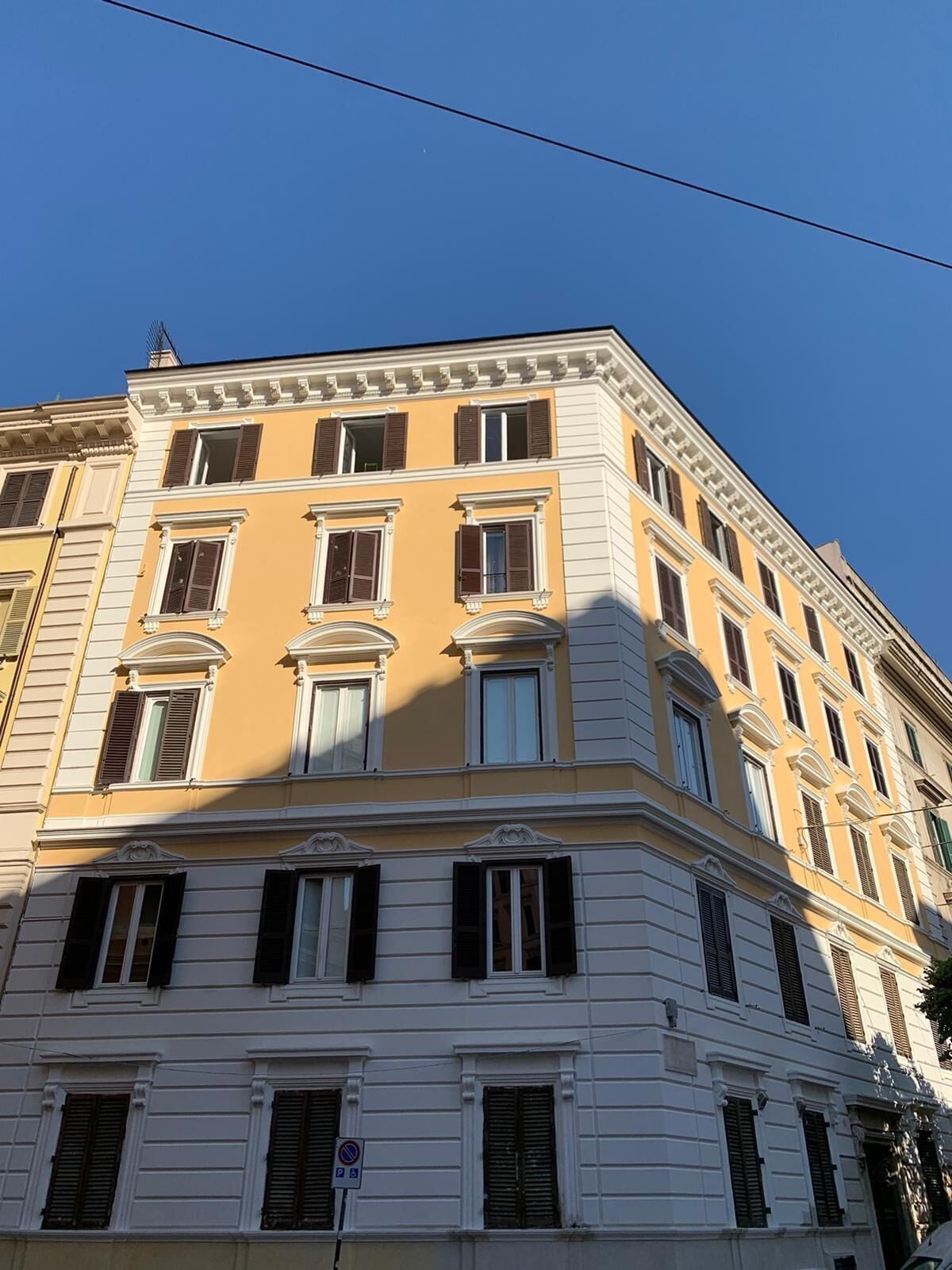 Photo - In the Center by Local Domus