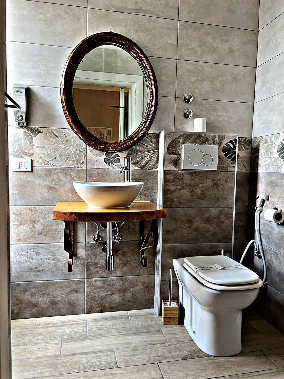 Photo - In the Center by Local Domus