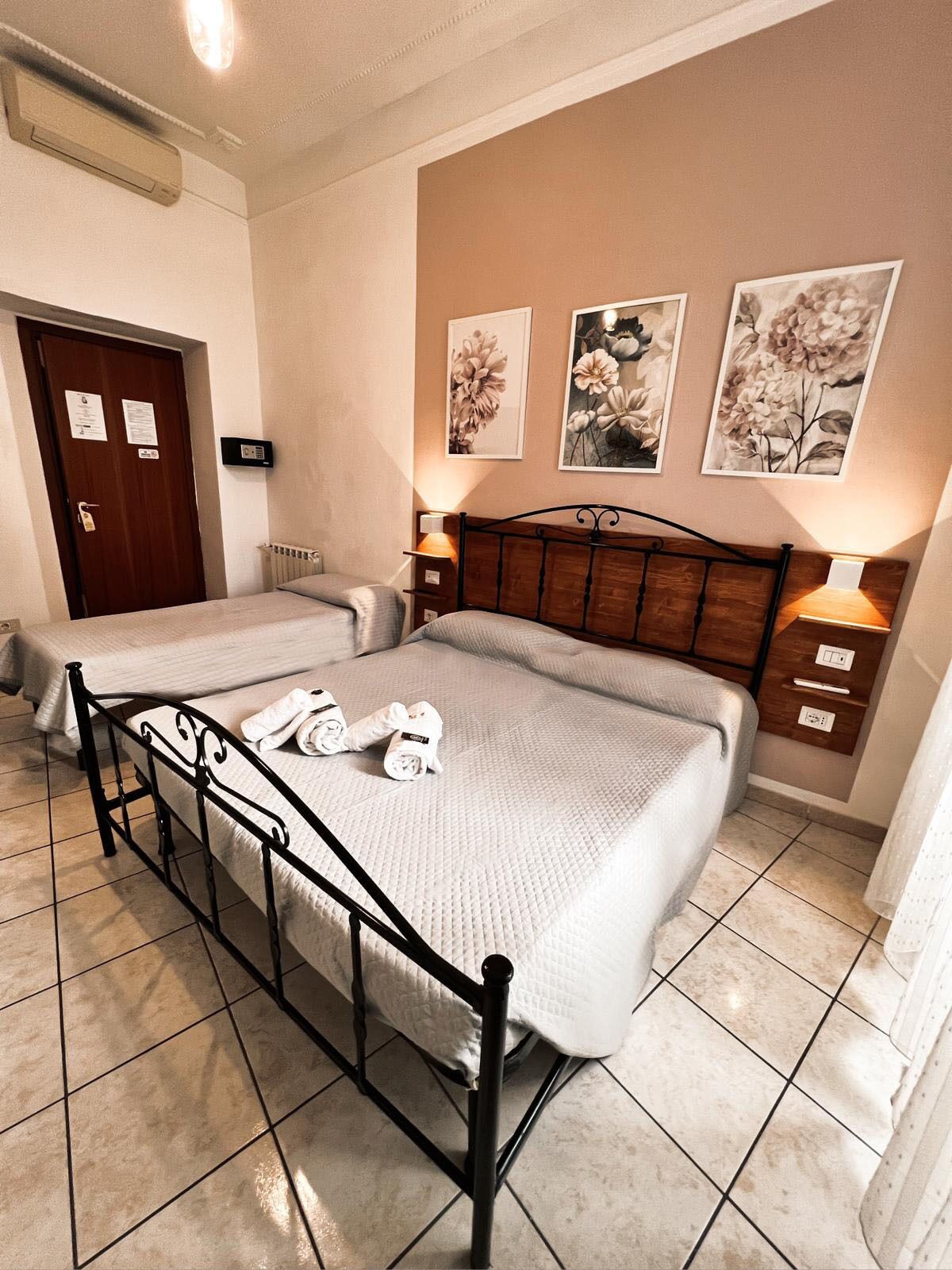 Photo - In the Center by Local Domus