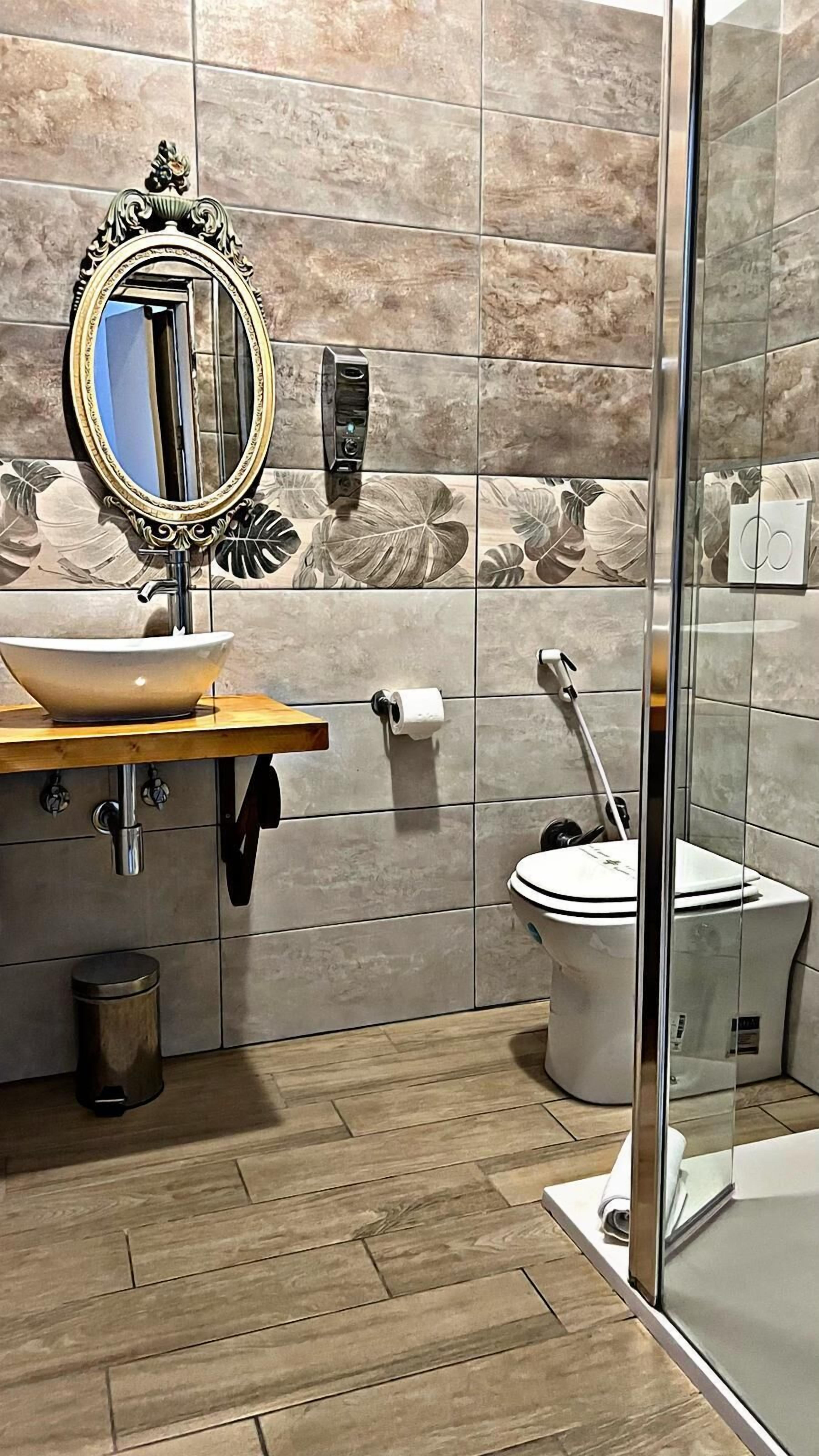 Photo - In the Center by Local Domus