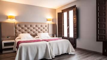 Een minibar, een kluis op de kamer, geluiddichte muren