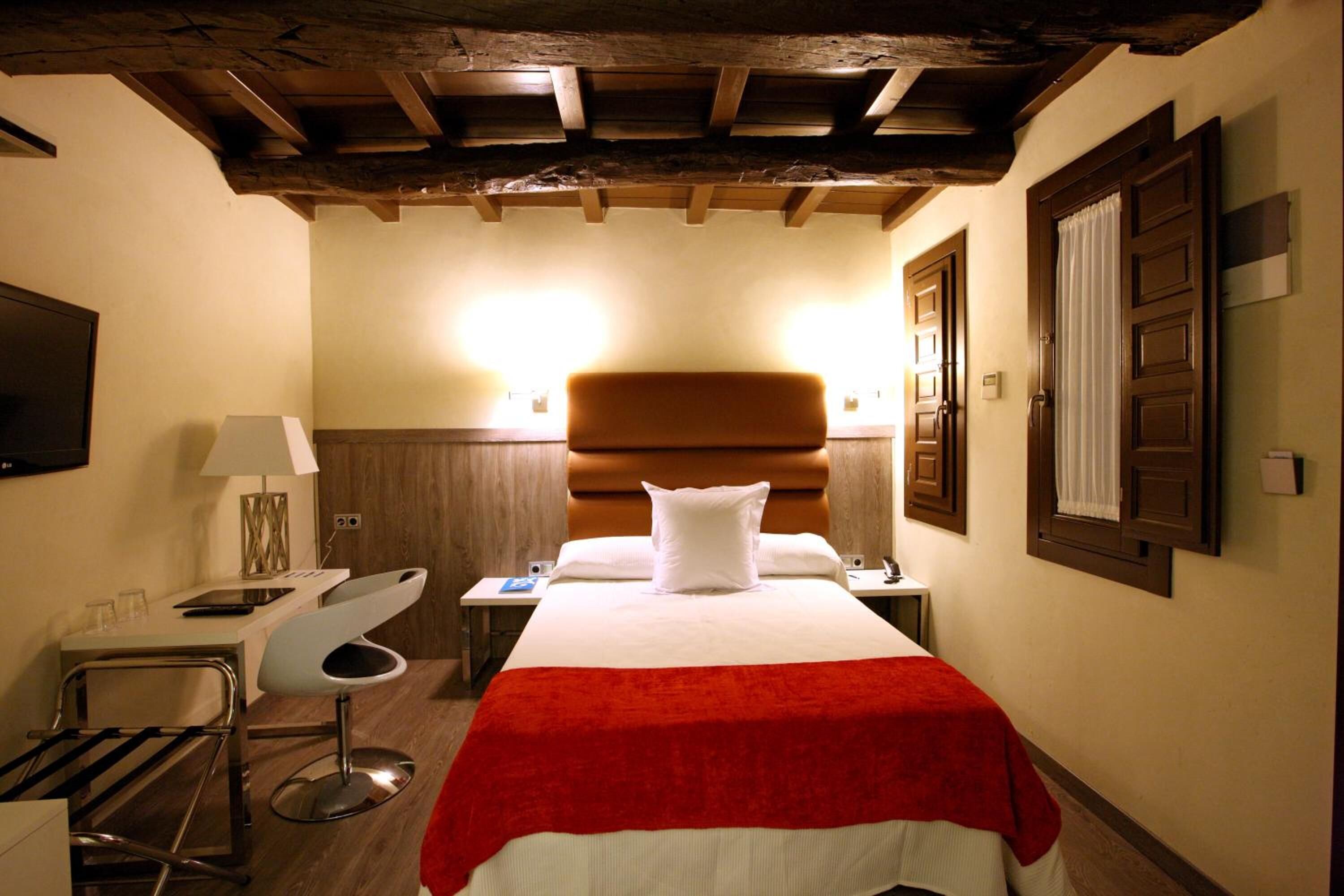 minibar, in-room safe, soundproofing, free cots/infant beds