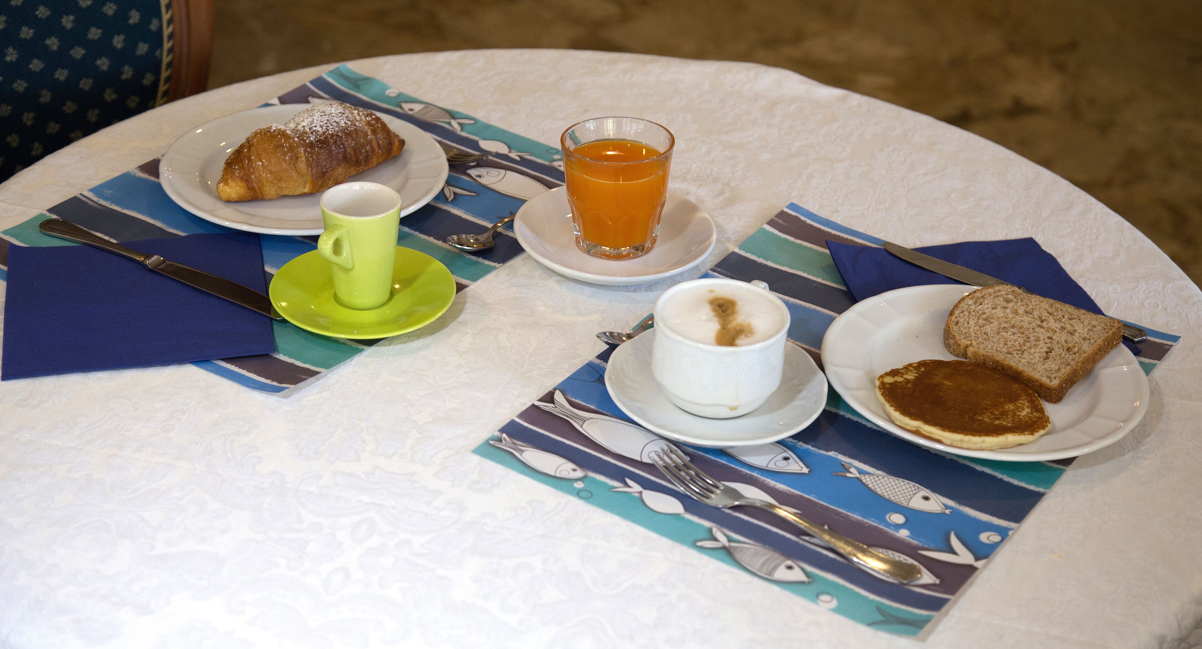 daily buffet breakfast (eur 7 per person)