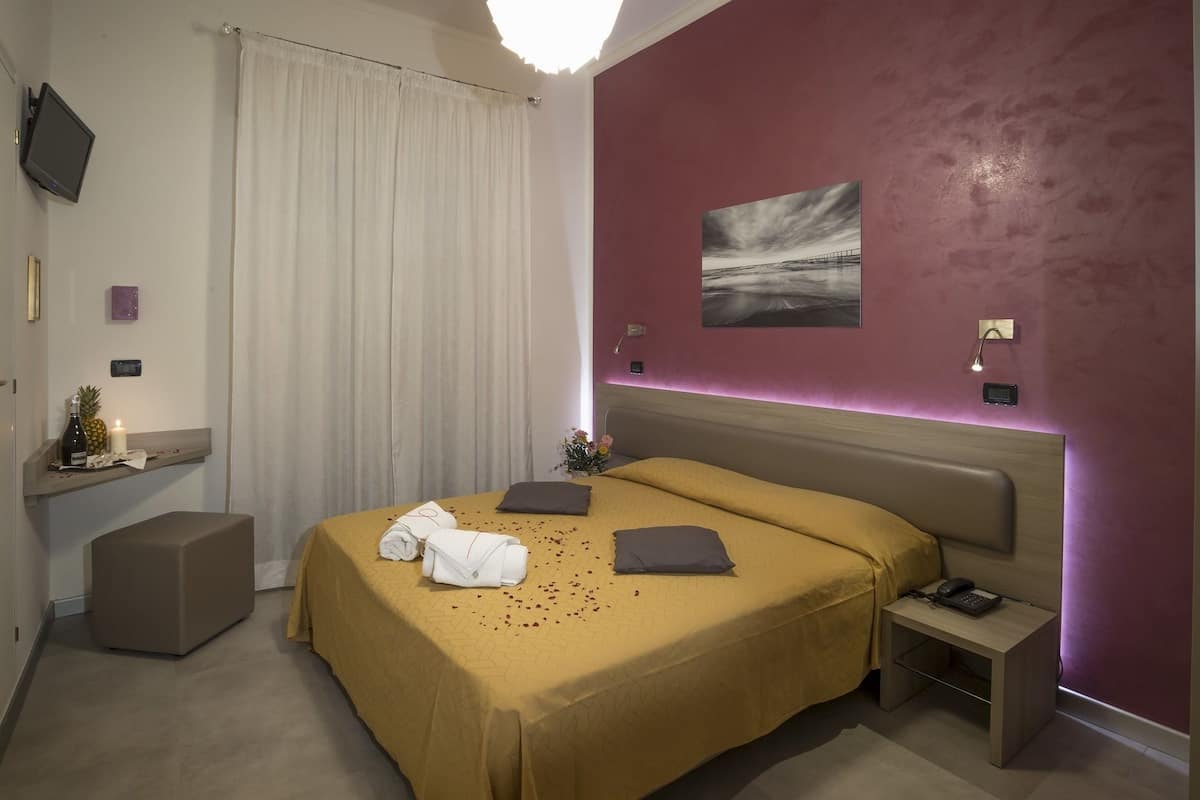 Superior-Doppel- oder -Zweibettzimmer