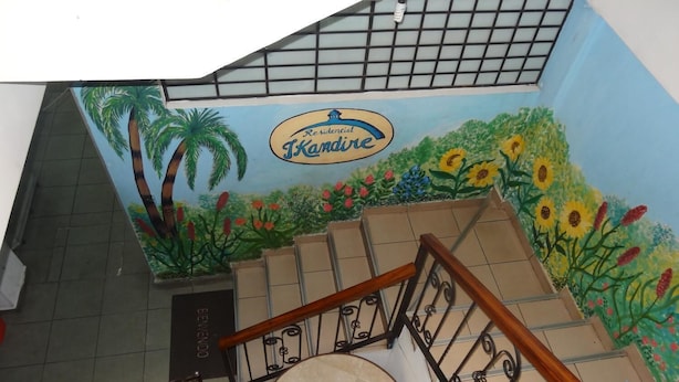 Interior - Residencial Ikandire II (Santa Cruz)