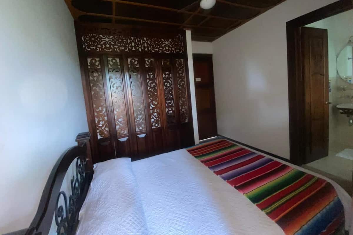 Minibar, caja fuerte, cortinas opacas y cunas gratuitas