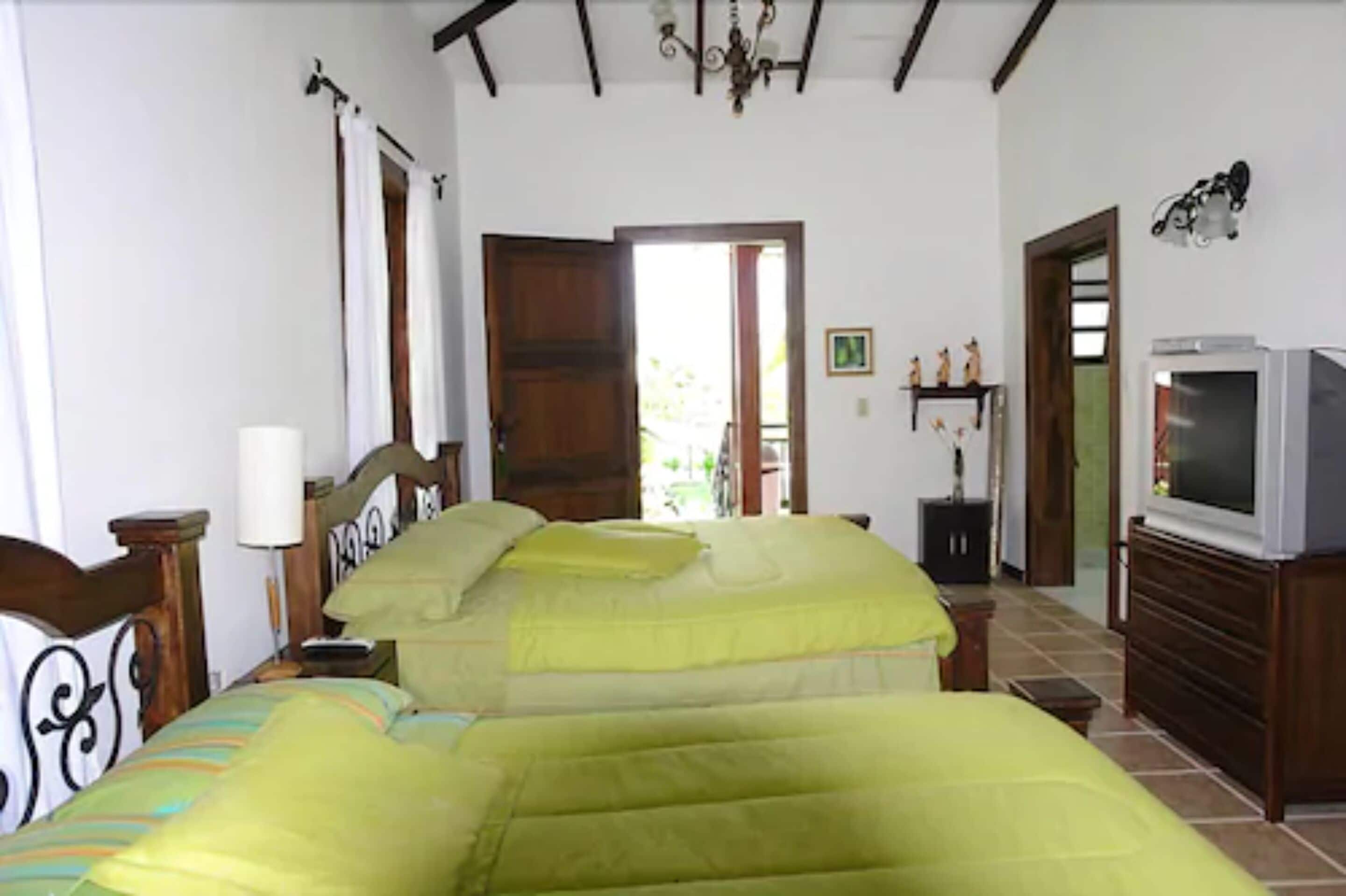 luxury suite | minibar, in-room safe, blackout curtains, free cots/infant beds