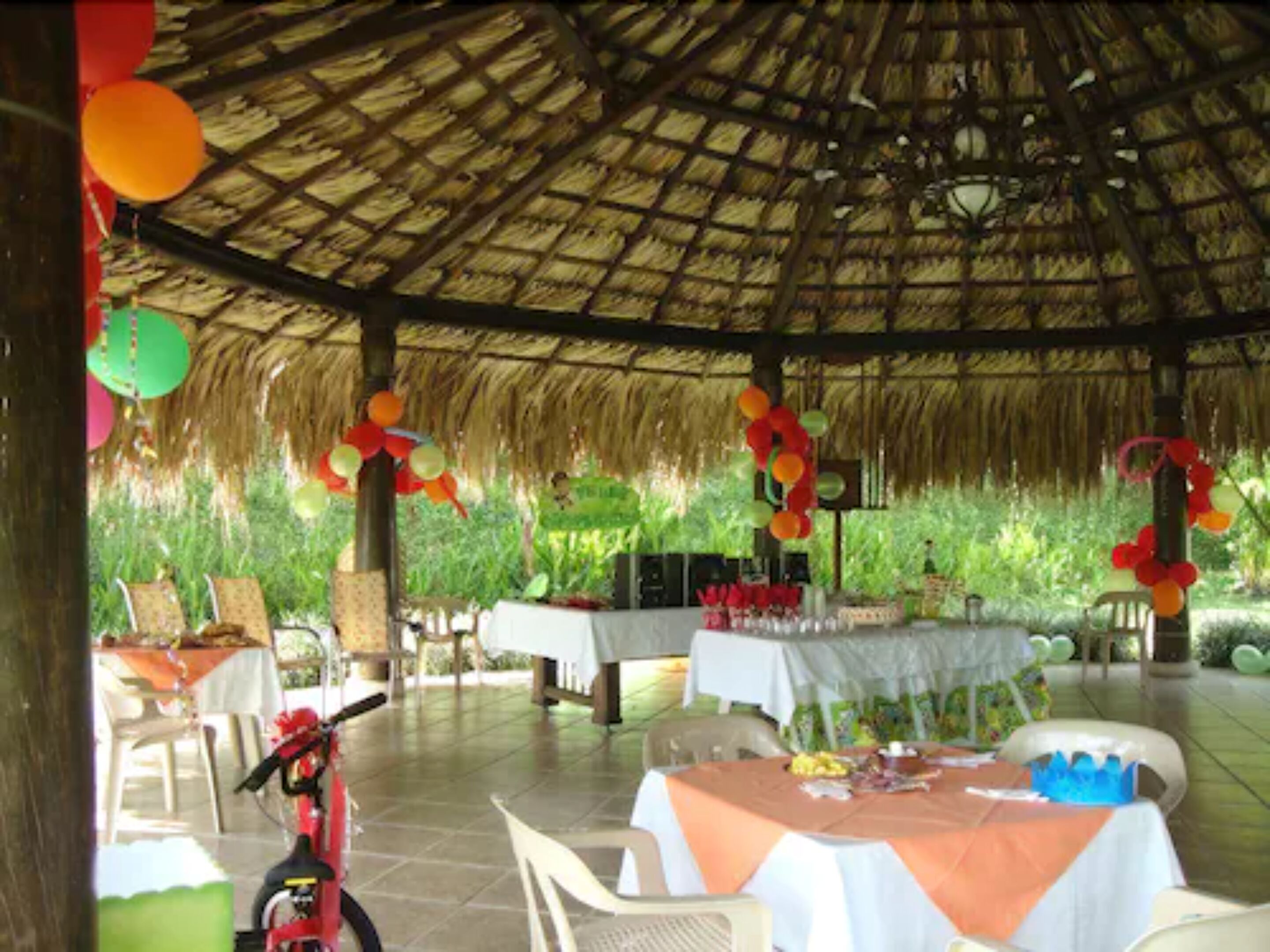 outdoor banquet area