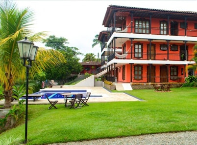 Hotel Campestre La Navarra