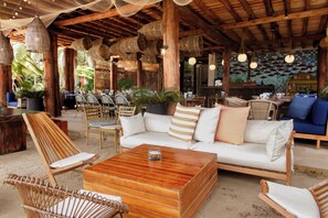 供應早餐、午餐和晚餐,加勒比海料理,海灘景觀