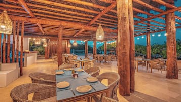 Breakfast, lunch, dinner served; Caribbean cuisine, beach views