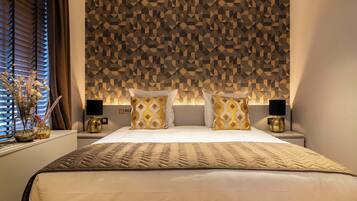 Comfort tweepersoonskamer | 1 slaapkamer, een minibar, een kluis op de kamer, een bureau