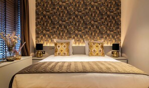 Comfort Double Room | Minibar, in-room safe, desk, laptop workspace - Hotel de Boskar Houthalen (Houthalen-Helchteren)
