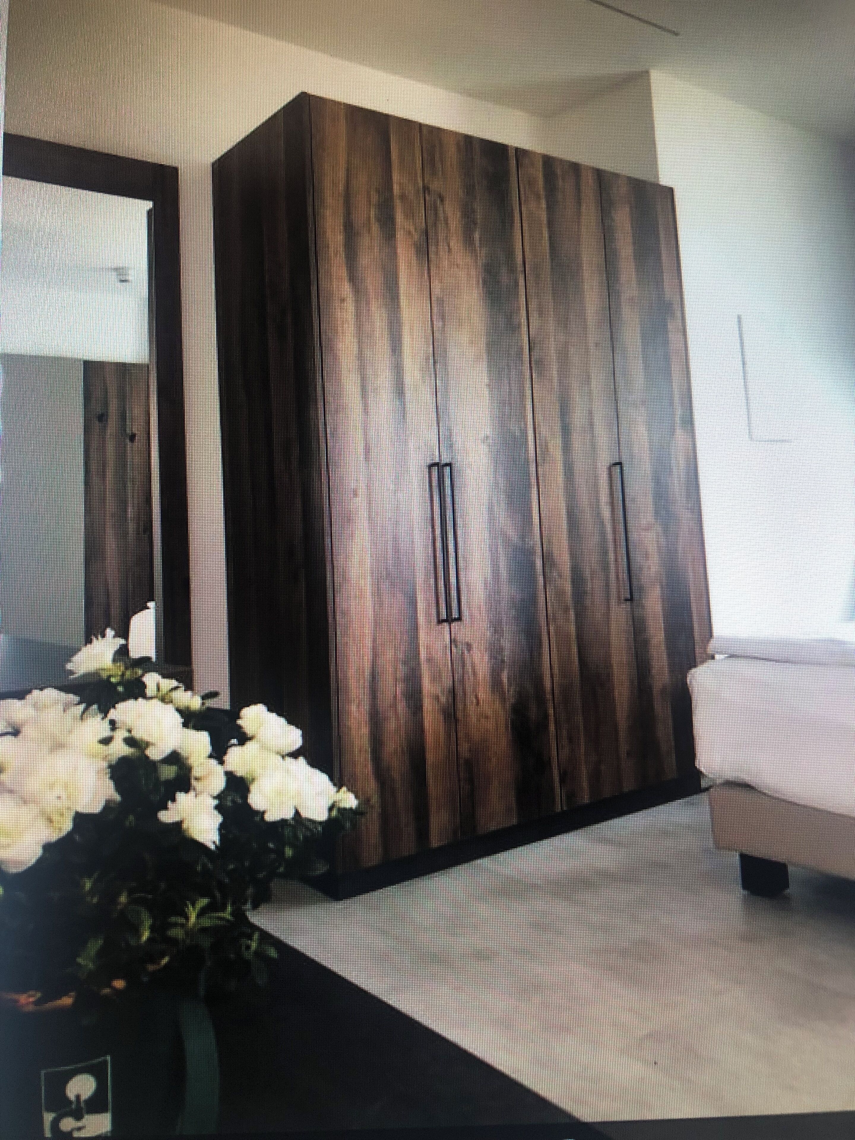 Minibar, Zimmersafe, Schreibtisch, Verdunkelungsvorhänge