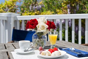 Petit déjeuner continental compris tous les jours