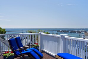 Beach/ocean view - Benchmark Inn (Provincetown)