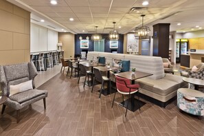 Lobby - Home2 Suites by Hilton Columbus GA (Columbus)