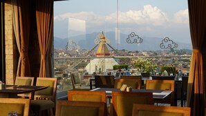 2 restaurants; breakfast, lunch, dinner, and brunch served - Hotel Tibet International (Kathmandu)