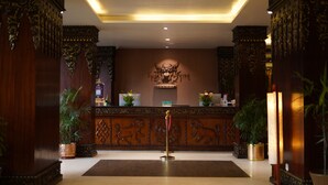Reception - Hotel Tibet International (Kathmandu)