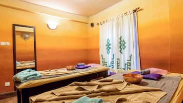 Couples treatment room(s), body treatments, body wraps, body scrubs