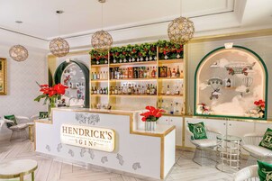 Champagne bar, pool views, open 24 hours