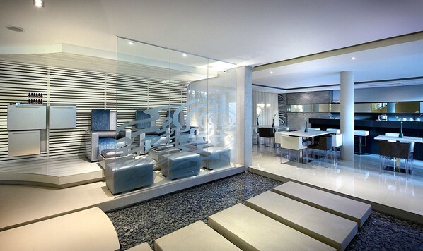 Body treatments, hydrotherapy, aromatherapy, body wraps, body scrubs