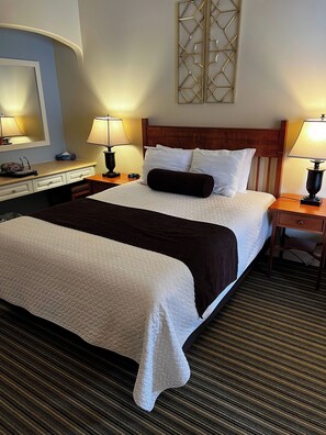 Bed sheets, alarm clocks - Pinnacle Lodge (Sun Peaks)