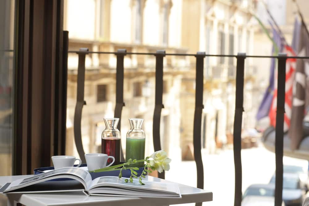 Santacroce Luxury Rooms