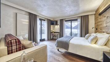 Camera Mountain Lodge Balcony | 迷你吧、客房内保险箱、隔音、免费 WiFi