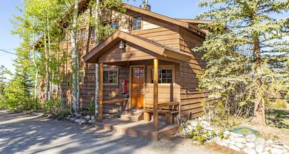 Grand Lake Lodge