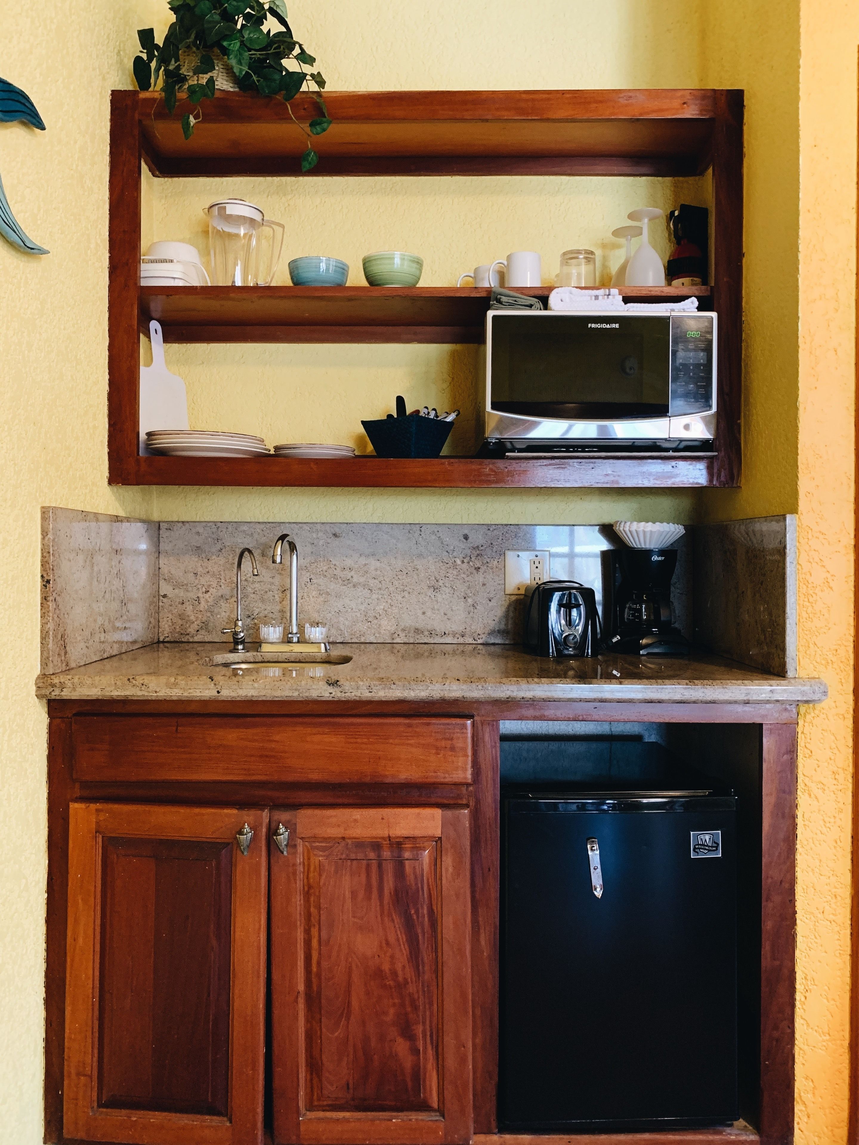 seaside havens | private kitchenette | fridge, microwave, coffee/tea maker, ice maker