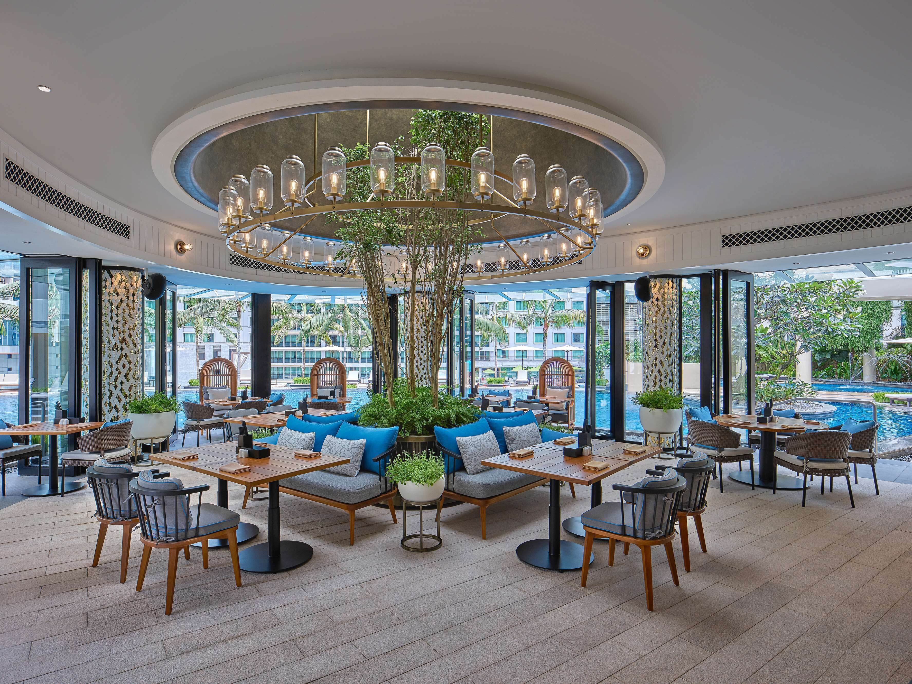 3 restaurants, breakfast, lunch, dinner served; malaysian cuisine