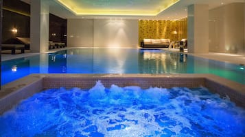 Bain à remous intérieur