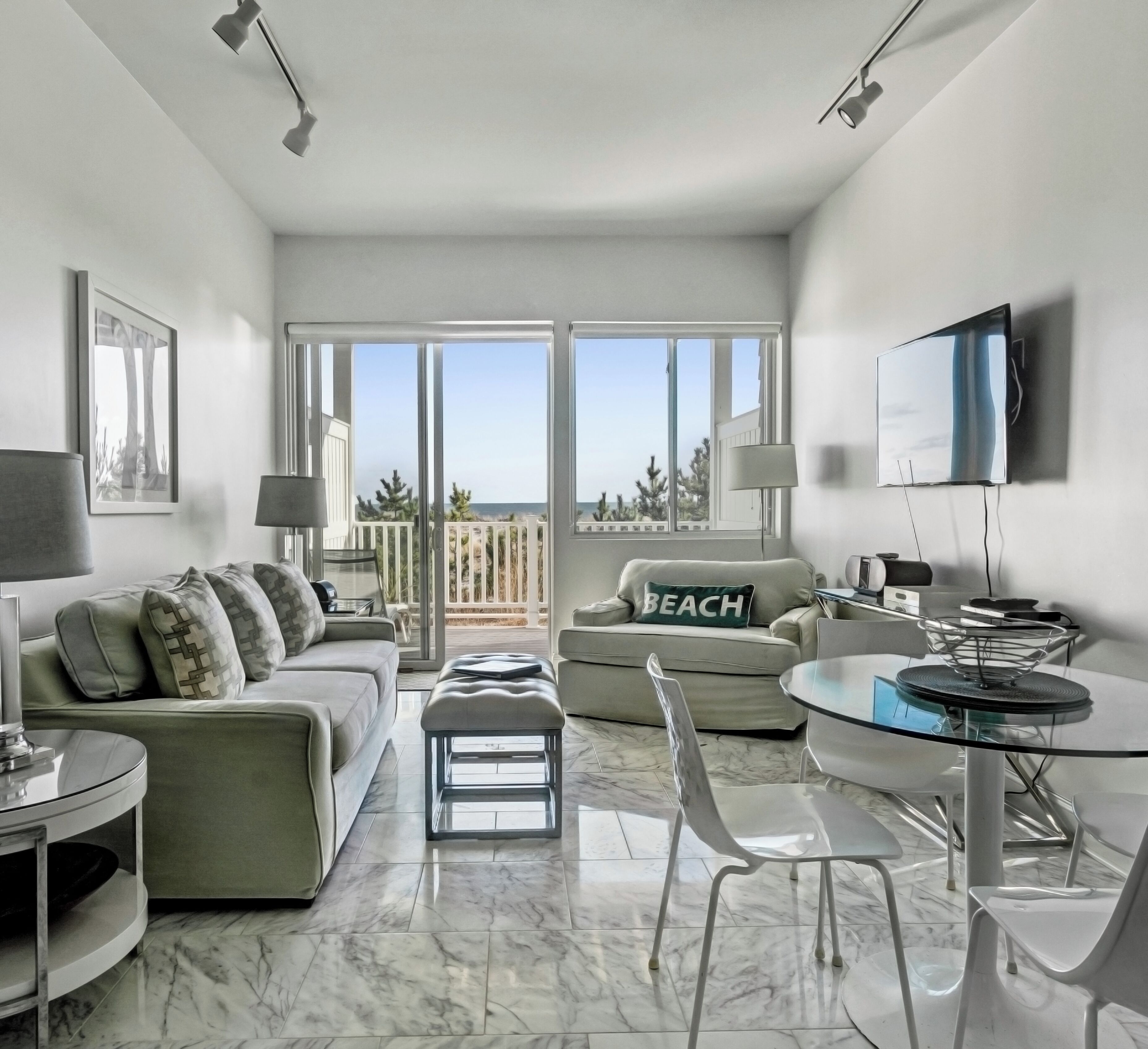 Suite, 1 Bedroom, Partial Ocean View