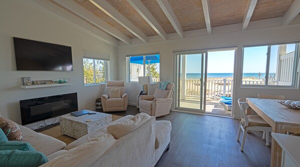 Lower One Bedroom Oceanfron (SR) | Terrace/patio