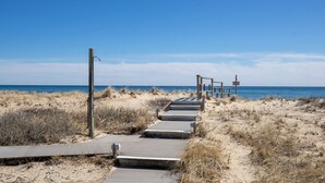 Unclassified image, 3 of 288, button - Sea Crest Resort (Amagansett)