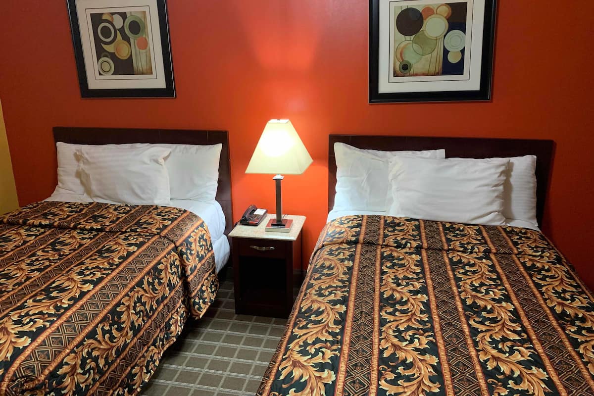 Coffres-forts dans les chambres, Wi-Fi gratuit, draps fournis