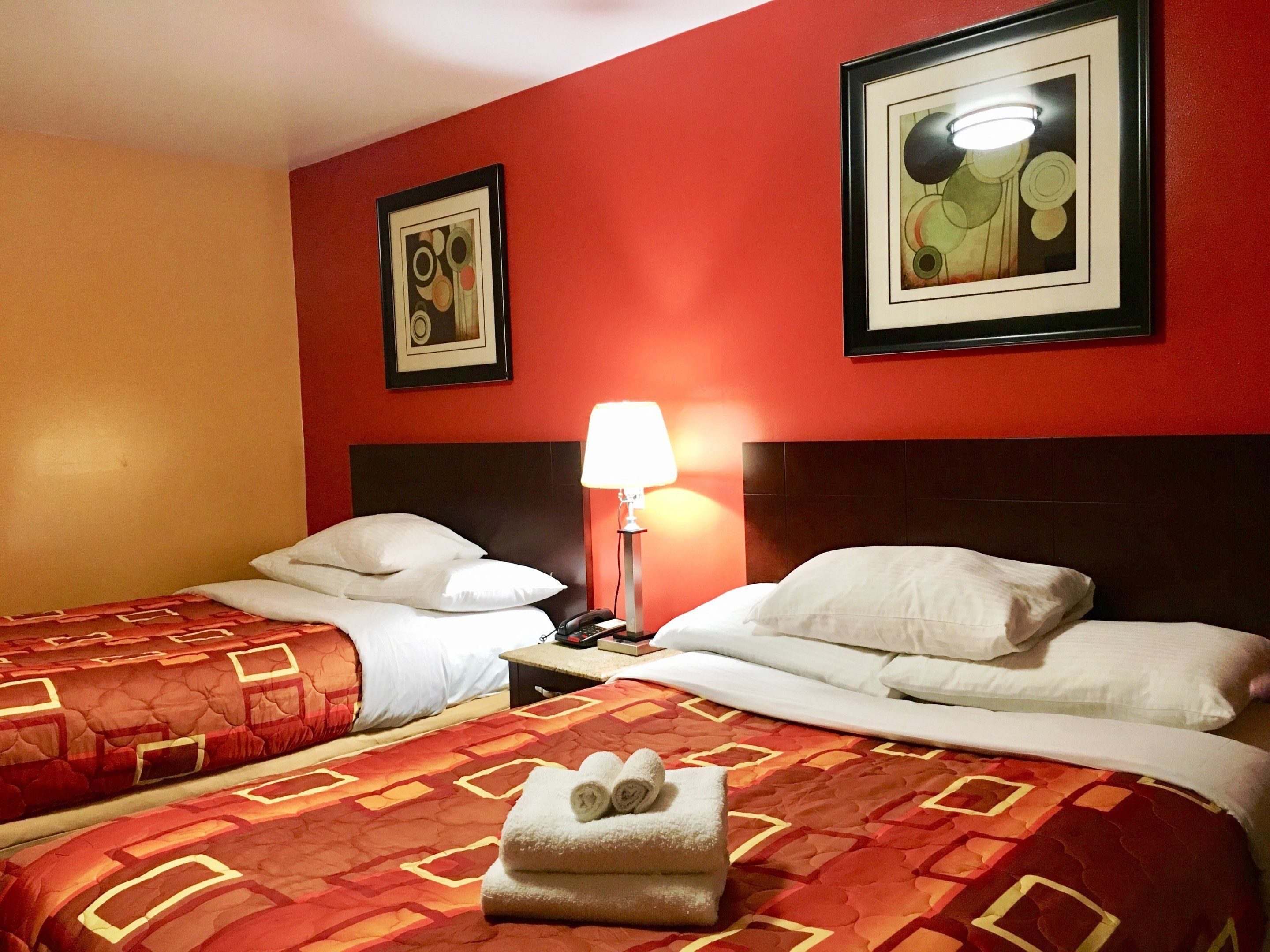 In-room safe, free WiFi, bed sheets