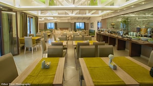 Daily buffet breakfast for a fee - Arty Grand Hotel (Archaia Olympia)