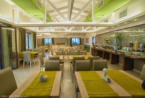 Daily buffet breakfast (EUR 13 per person)