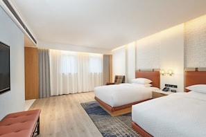Deluxe Room, 2 Double Beds, City View